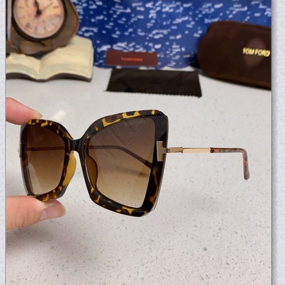 Tom Ford Tortoise Shell Sunglasses main image 6
